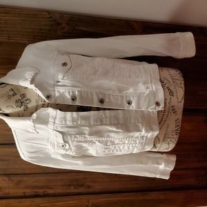 White Levis Denim Jacket (Jr)
